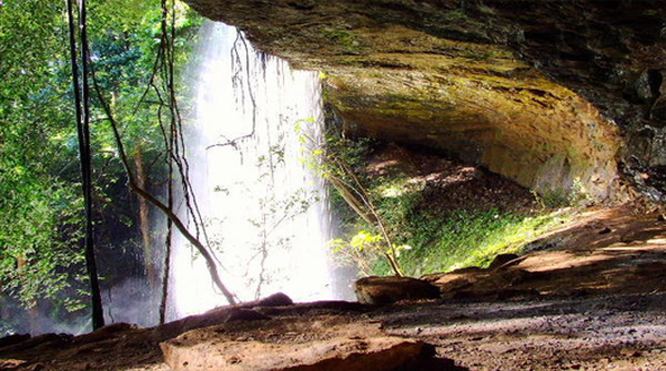 Cha Ong Waterfall